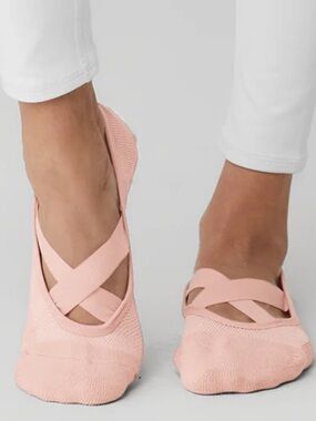 ALO Yoga Ballet Sock Slippers in Blush Pink